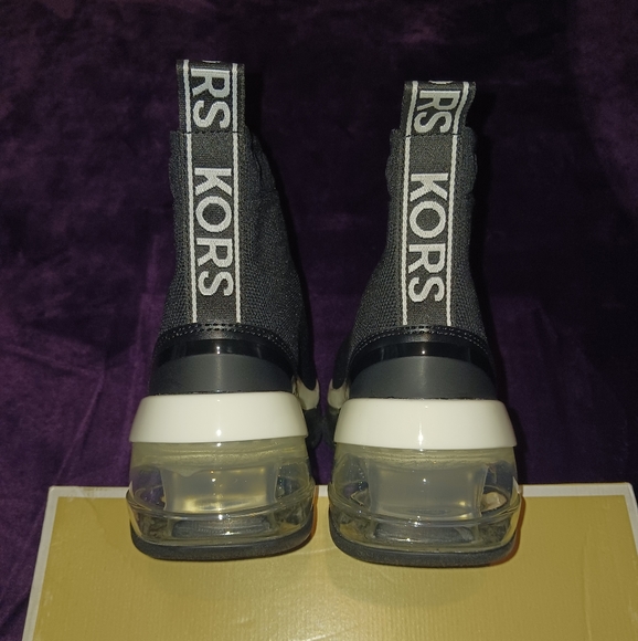 Michael Kors Olympia Knit Bootie - Picture 11 of 11